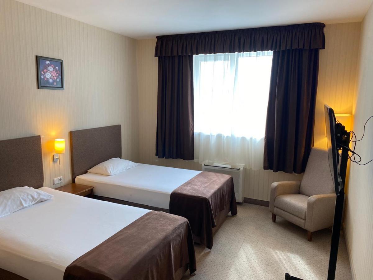 Hotel 7Ya Krasnosilske Ngoại thất bức ảnh